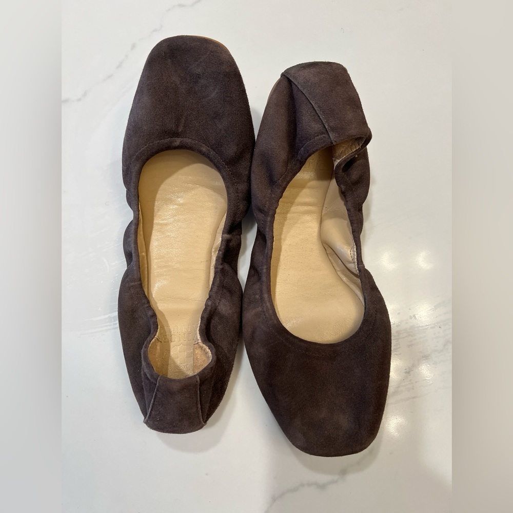 Vince Camuto flats